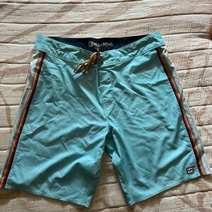 Men’s billabong surf shorts